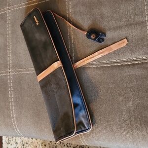 Dyson Corrale™ straightener Heat-resistant travel pouch